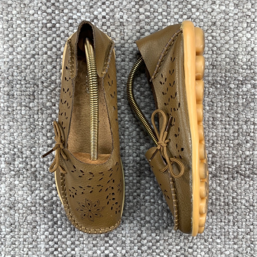 SOCOFY Moccasin Loafers Womens 41 Brown Perforated Floral Leather Slip On